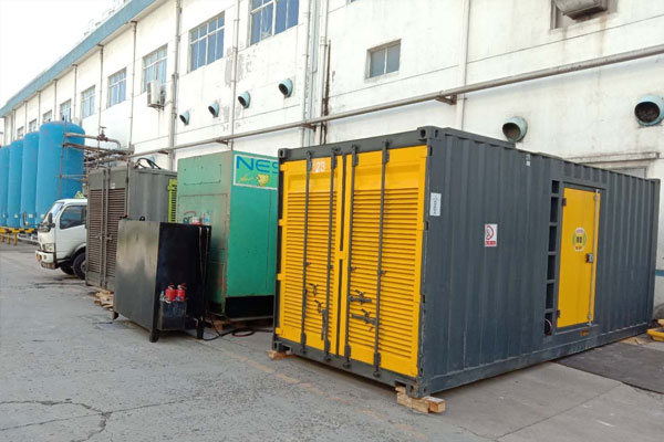 潼南发电机组保养是确保其正常运行、延长使用寿命的关键,以下是一些保养注意事项